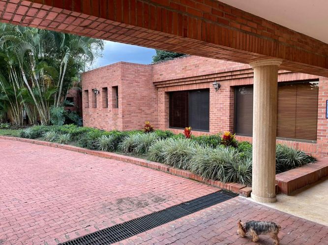 Casa de 4 alcobas en venta en Pance, Cali, 1861 m² · foto 10 de 24