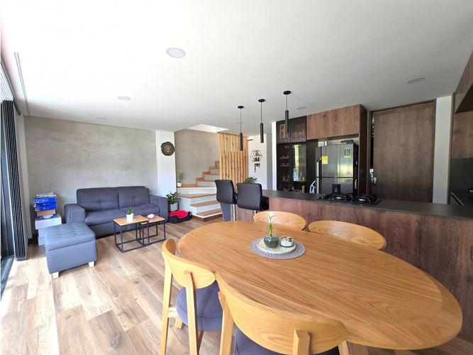 Casa de 3 alcobas en venta en El Carmen, El Retiro, 165 m² · foto 2 de 14