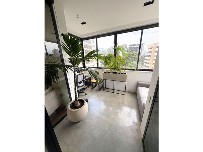 Apartamento de 3 alcobas en venta en El Diamante No. 2, Medellín, 230 m² · foto 15 de 24