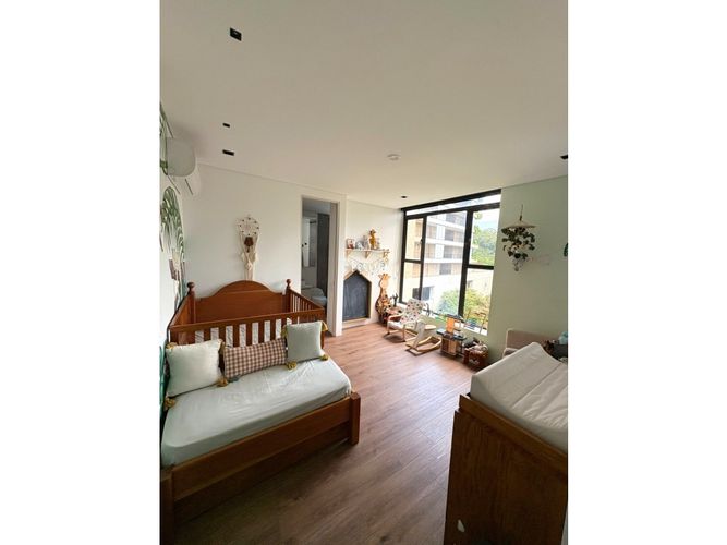 Apartamento de 3 alcobas en venta en El Diamante No. 2, Medellín, 230 m² · foto 19 de 24