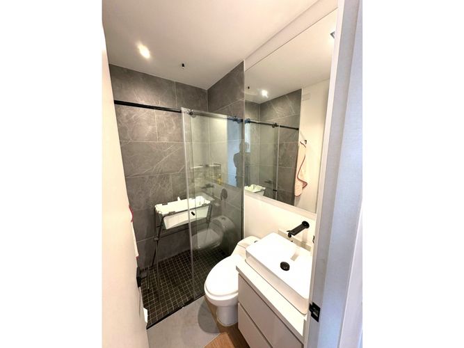 Apartamento de 3 alcobas en venta en El Diamante No. 2, Medellín, 230 m² · foto 20 de 24