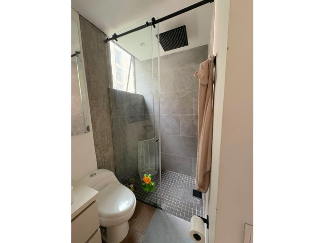 Apartamento de 3 alcobas en venta en El Diamante No. 2, Medellín, 230 m² · foto 24 de 24