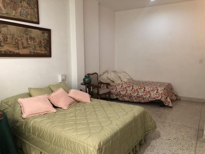 Casa de 5 alcobas en venta en Santa Rita, Cali, 505 m² · foto 9 de 15