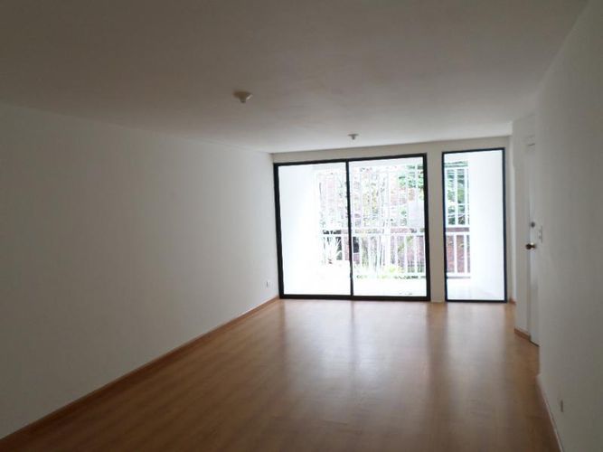 Casa de 9 alcobas en venta en Santa Rita, Cali, 478 m² · foto 3 de 16