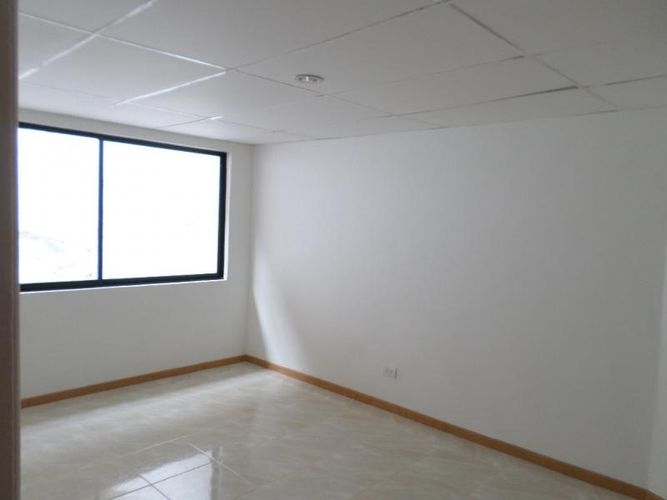 Casa de 9 alcobas en venta en Santa Rita, Cali, 478 m² · foto 7 de 16