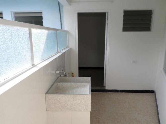 Casa de 9 alcobas en venta en Santa Rita, Cali, 478 m² · foto 8 de 16