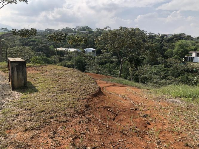 Lote en venta en Pance, Cali, 12000 m² · foto 2 de 5