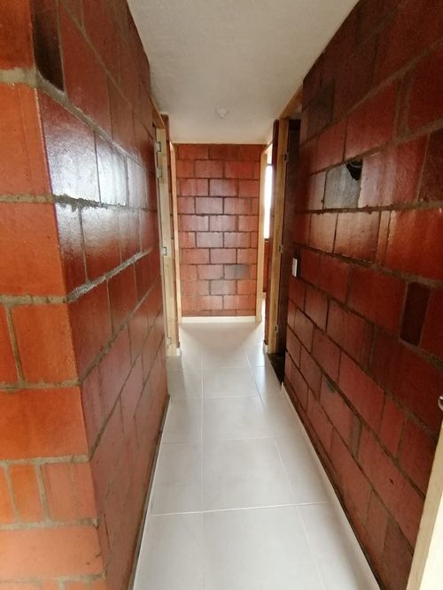 Apartamento de 3 alcobas en venta en Ruitoque, Girón, 56 m² · foto 6 de 6