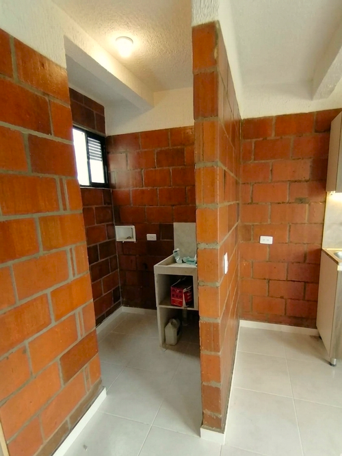 Apartamento de 3 alcobas en venta en Ruitoque, Girón, 56 m² · foto 4 de 6