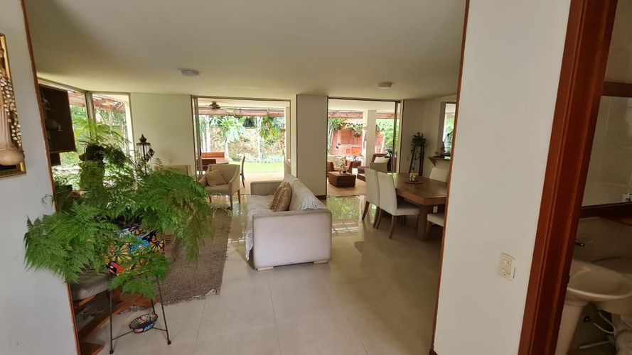 Casa de 4 alcobas en venta en Pance Alto, Cali, 330 m² · foto 10 de 24