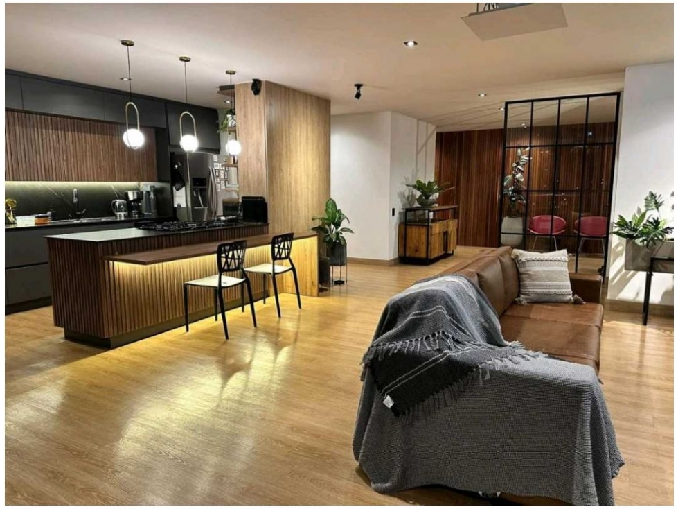 Apartamento en venta en El Poblado, Medellín 2