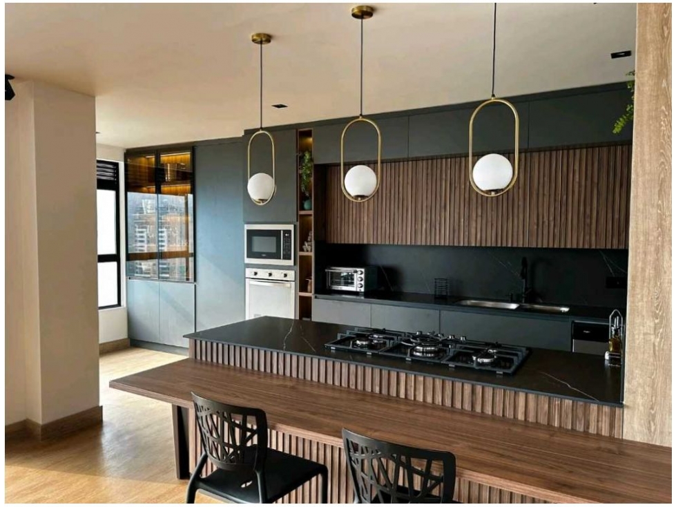 Apartamento en venta en El Poblado, Medellín 4