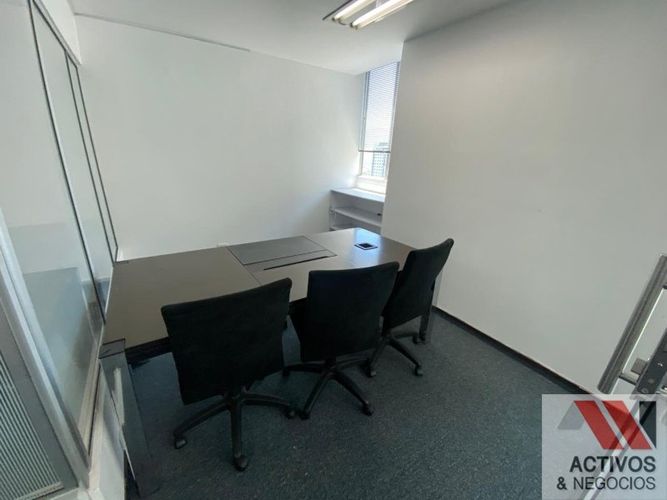 Oficina en arriendo en Los Balsos, Medellín, 87 m² · foto 6 de 11