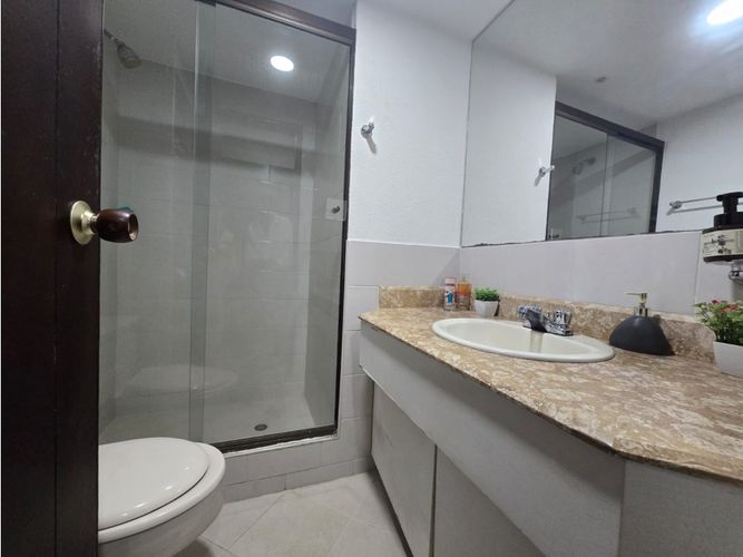 Apartamento de 3 alcobas en venta en San Lucas, Medellín, 215 m² · foto 14 de 22
