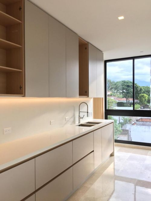 Apartamento de 3 alcobas en venta en Ciudad Jardin, Cali, 263 m² · foto 13 de 15