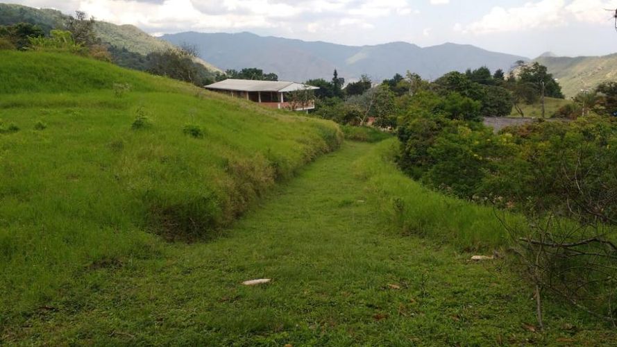 Lote en venta en La Buitrera, Cali, 33689 m² · foto 5 de 11