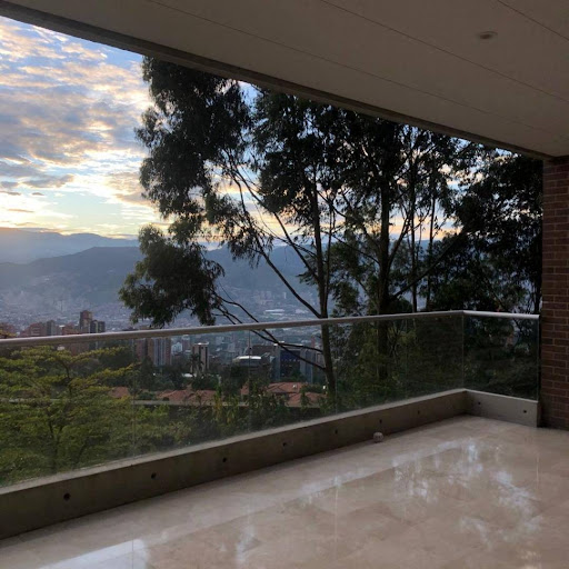 Apartamento en arriendo en Las Palmas, Medellín · foto 2 de 22