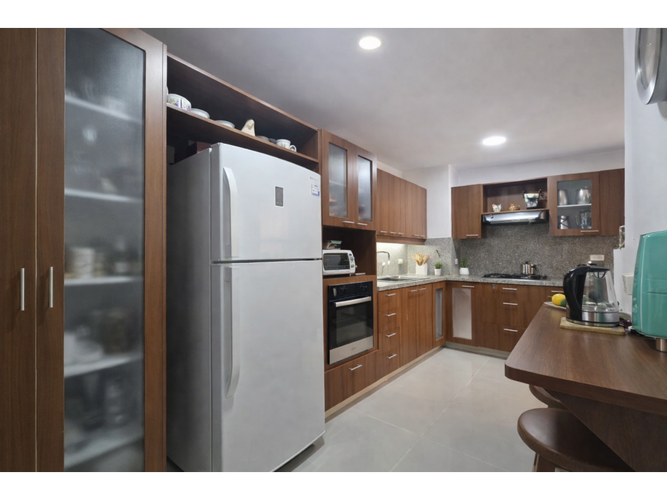 Apartamento de 3 alcobas en venta en La Inmaculada, Envigado, 124 m² · foto 6 de 22