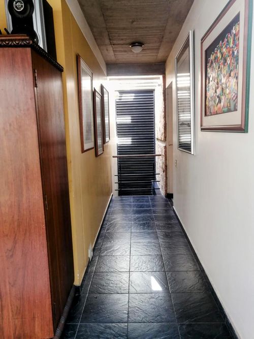 Casa de 3 alcobas en venta en San Fernando Viejo, Cali, 319 m² · foto 2 de 24