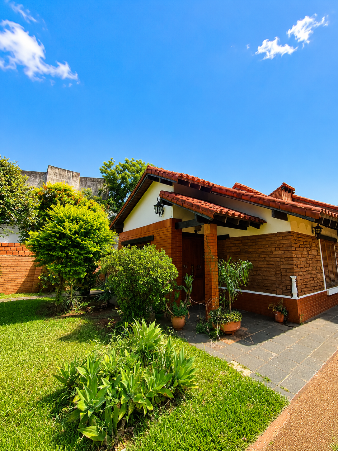 Casa en venta en Encarnación — foto 2