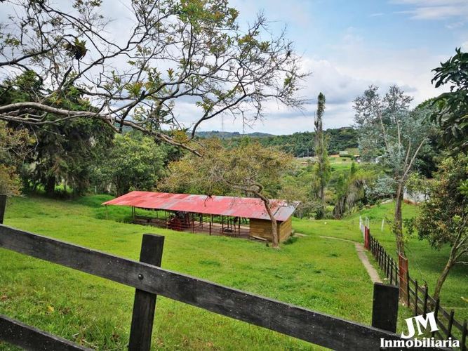 Finca en venta en El Saladito, Cali, 480 m² · foto 6 de 12