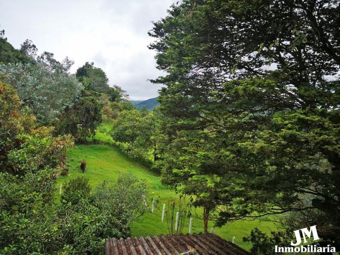 Finca en venta en El Saladito, Cali, 480 m² · foto 11 de 12
