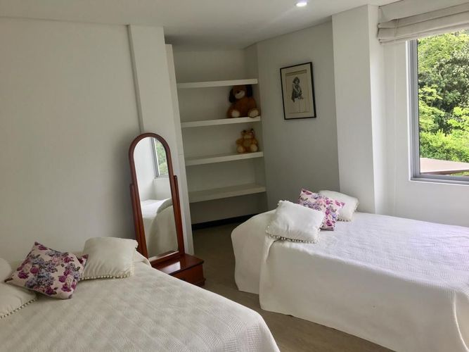 Casa de 4 alcobas en venta en Verde Horizonte, Jamundí, 419 m² · foto 18 de 24