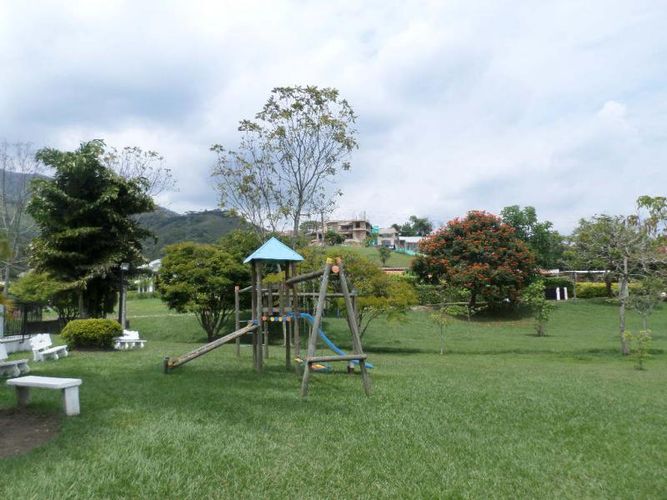 Casa de 4 alcobas en venta en Verde Horizonte, Jamundí, 419 m² · foto 24 de 24