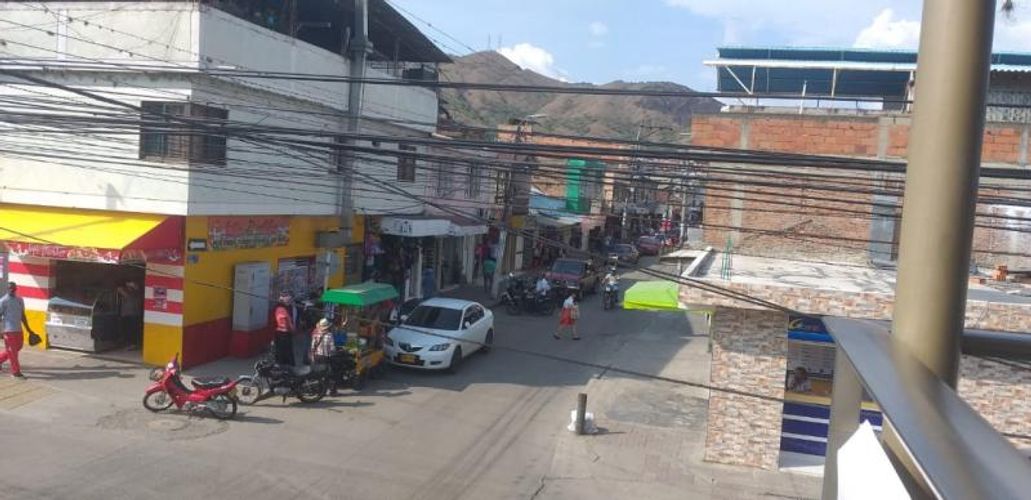 Edificio en venta en Bolivar, Yumbo, 321 m² · foto 3 de 7