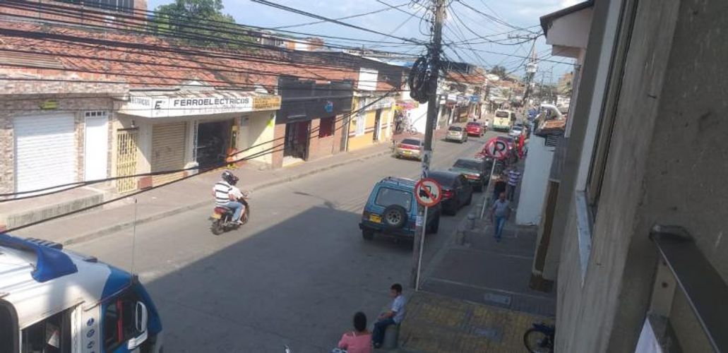 Edificio en venta en Bolivar, Yumbo, 321 m² · foto 5 de 7