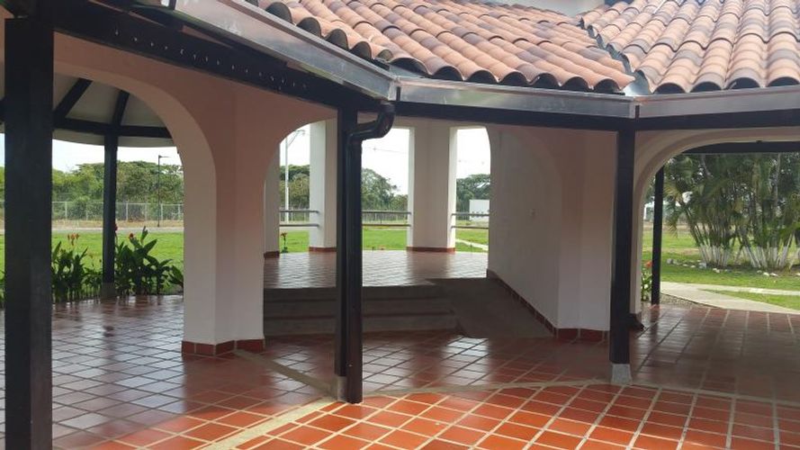 Casa de 4 alcobas en venta en Paso De La Bolsa, Jamundí, 226 m² · foto 8 de 10