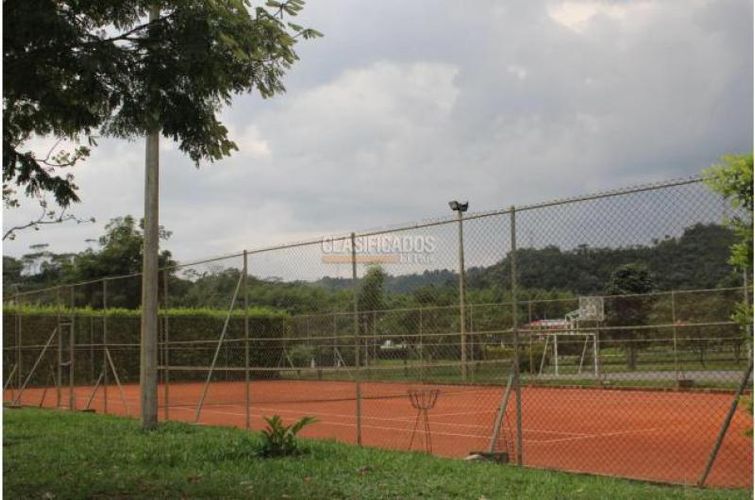 Casa de 3 alcobas en venta en Verde Horizonte, Jamundí, 550 m² · foto 10 de 10