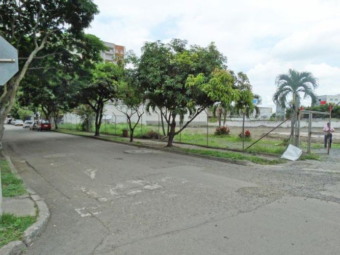 Lote en venta en La Flora, Cali · foto 5 de 21