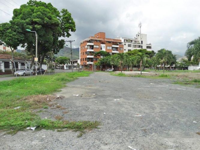 Lote en venta en La Flora, Cali · foto 7 de 21