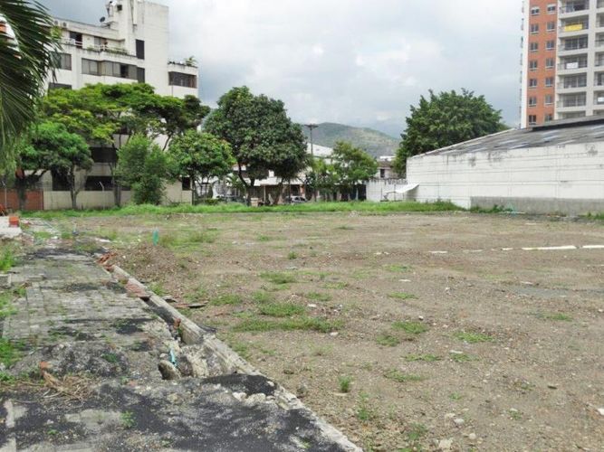 Lote en venta en La Flora, Cali · foto 8 de 21