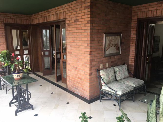 Apartamento de 3 alcobas en venta en Normandia, Cali, 290 m² · foto 3 de 23