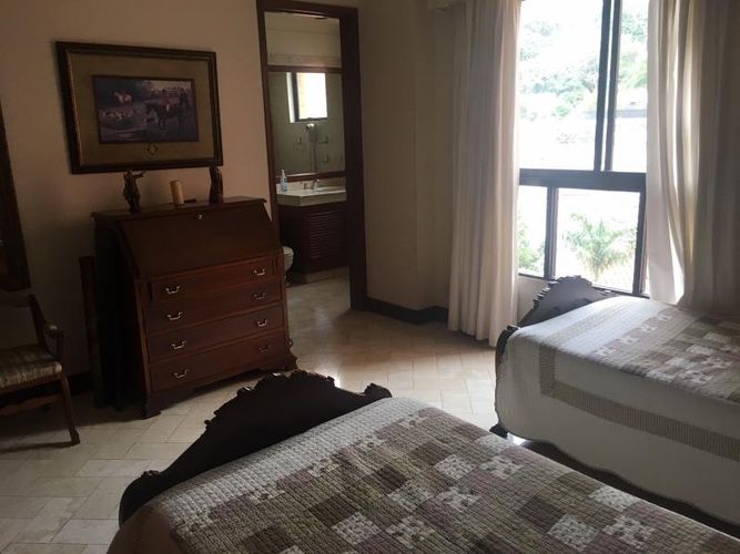 Apartamento de 3 alcobas en venta en Normandia, Cali, 290 m² · foto 19 de 23