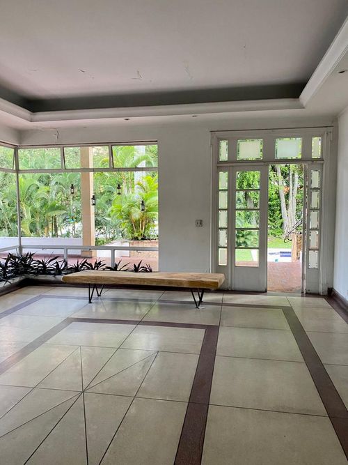 Casa de 6 alcobas en venta en Aguacatal, Cali, 1300 m² · foto 9 de 17
