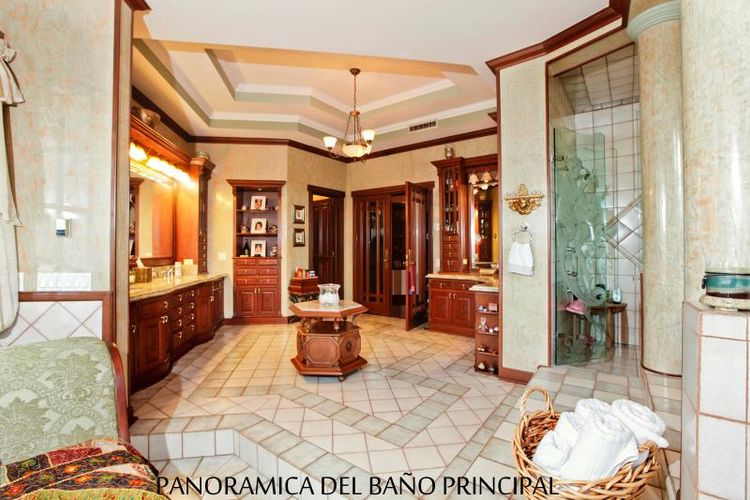Casa de 5 alcobas en venta en Pance, Cali · foto 12 de 24