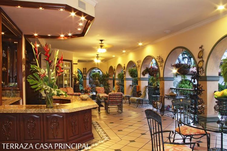 Casa de 5 alcobas en venta en Pance, Cali · foto 17 de 24
