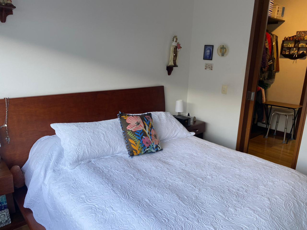 Apartamento en venta en Santa Barbara, Bogotá · foto 9 de 24