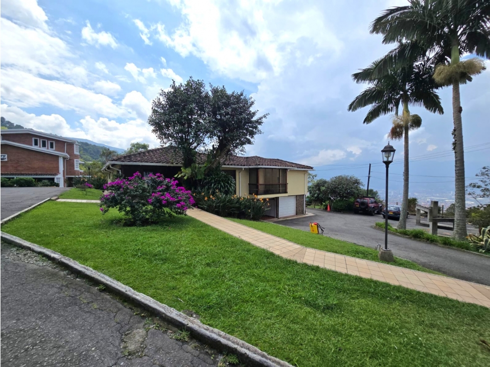 House for rent in Loma del Chocho, Envigado