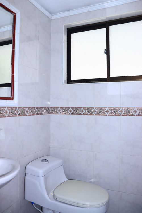 Casa de 4 alcobas en venta en Cn. Campestre El Peñon, Girardot, 550 m² · foto 18 de 19