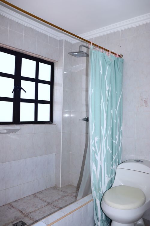 Casa de 4 alcobas en venta en Cn. Campestre El Peñon, Girardot, 550 m² · foto 17 de 19