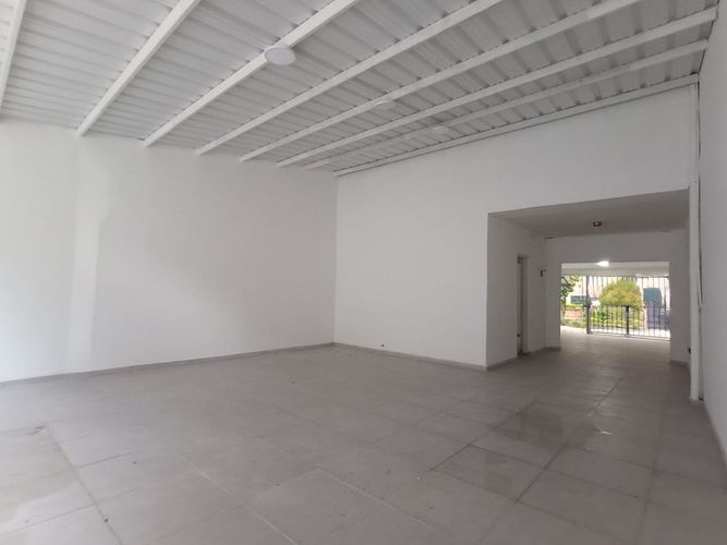 Local en arriendo en Laureles, Medellín, 130 m² · foto 5 de 10