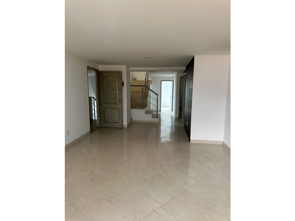 Apartment for sale in Belén Rosales, Medellín 3