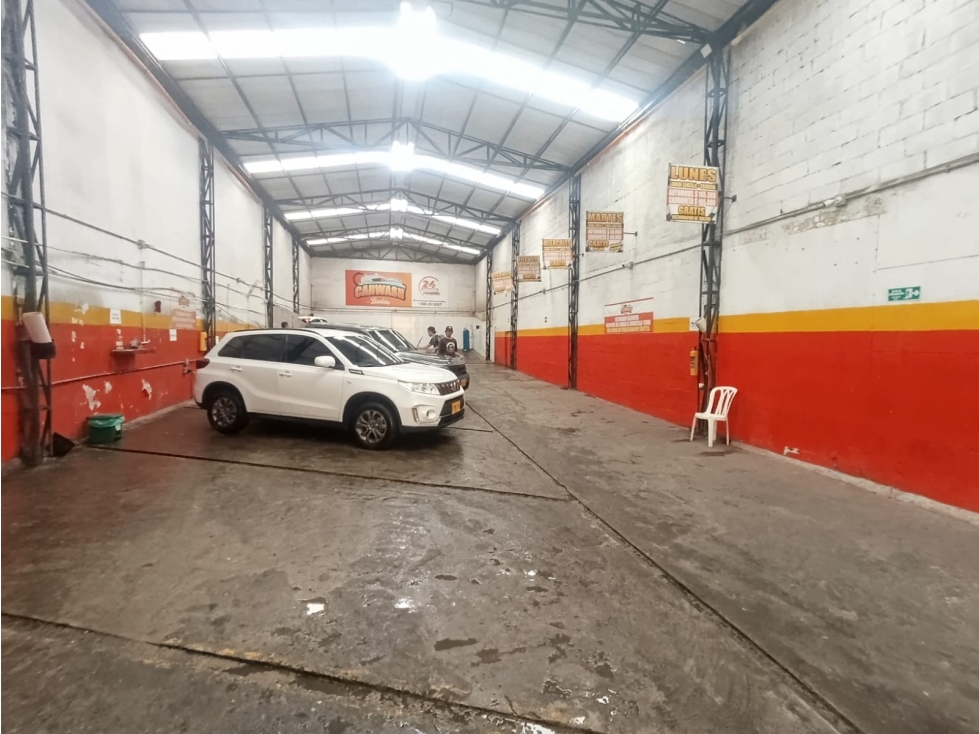 Warehouse for sale in Boston, Medellín 3