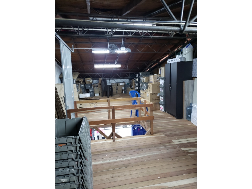 Warehouse for sale in Medellín 2