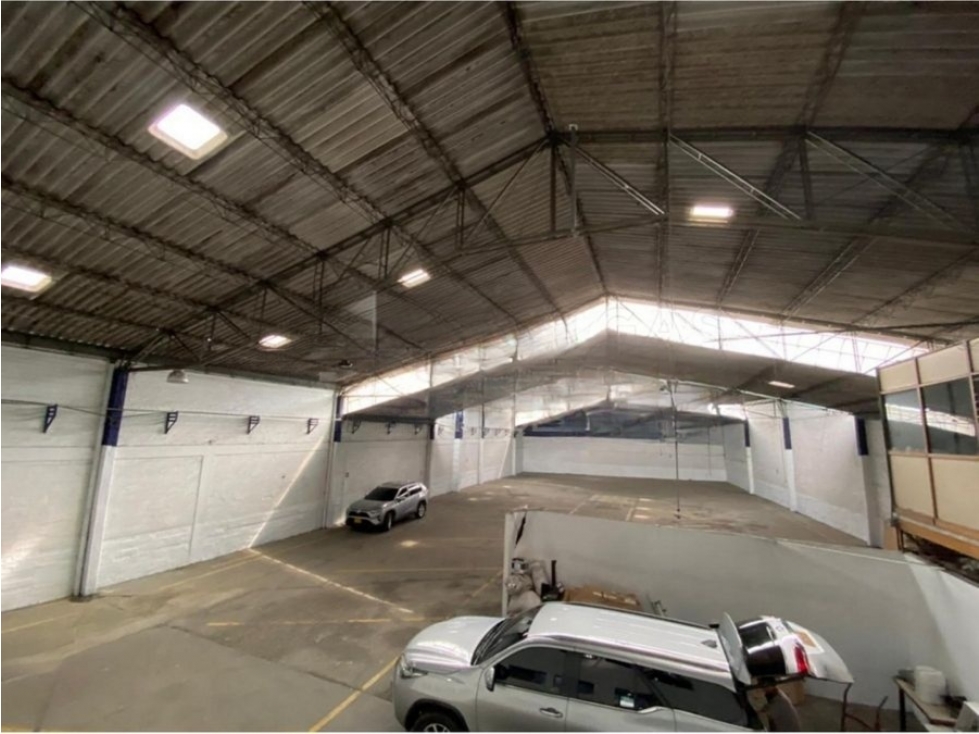Bodega en venta en Guayabal, Medellín