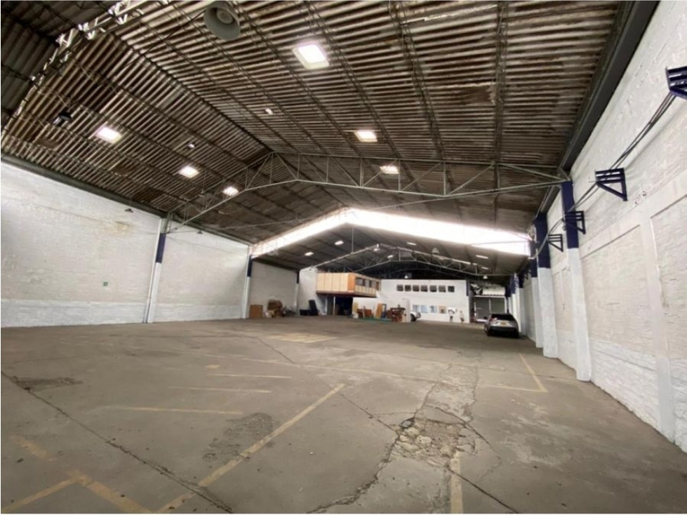 Bodega en venta en Guayabal, Medellín 3